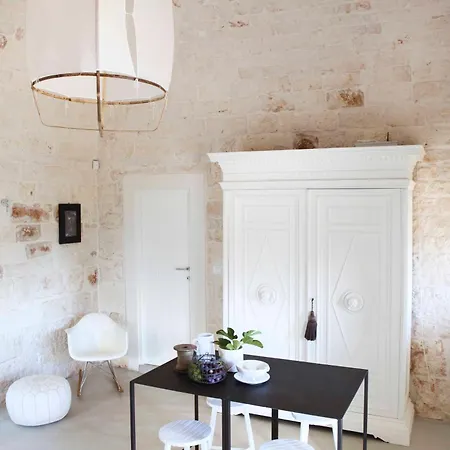 Casale Con Cipresso * 卡洛维诺