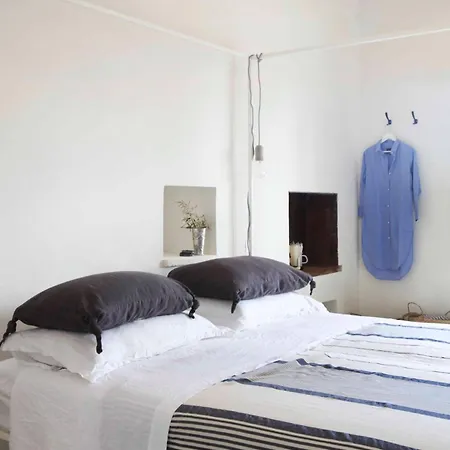 Casale Con Cipresso 卡洛维诺
