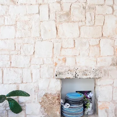 Casale Con Cipresso